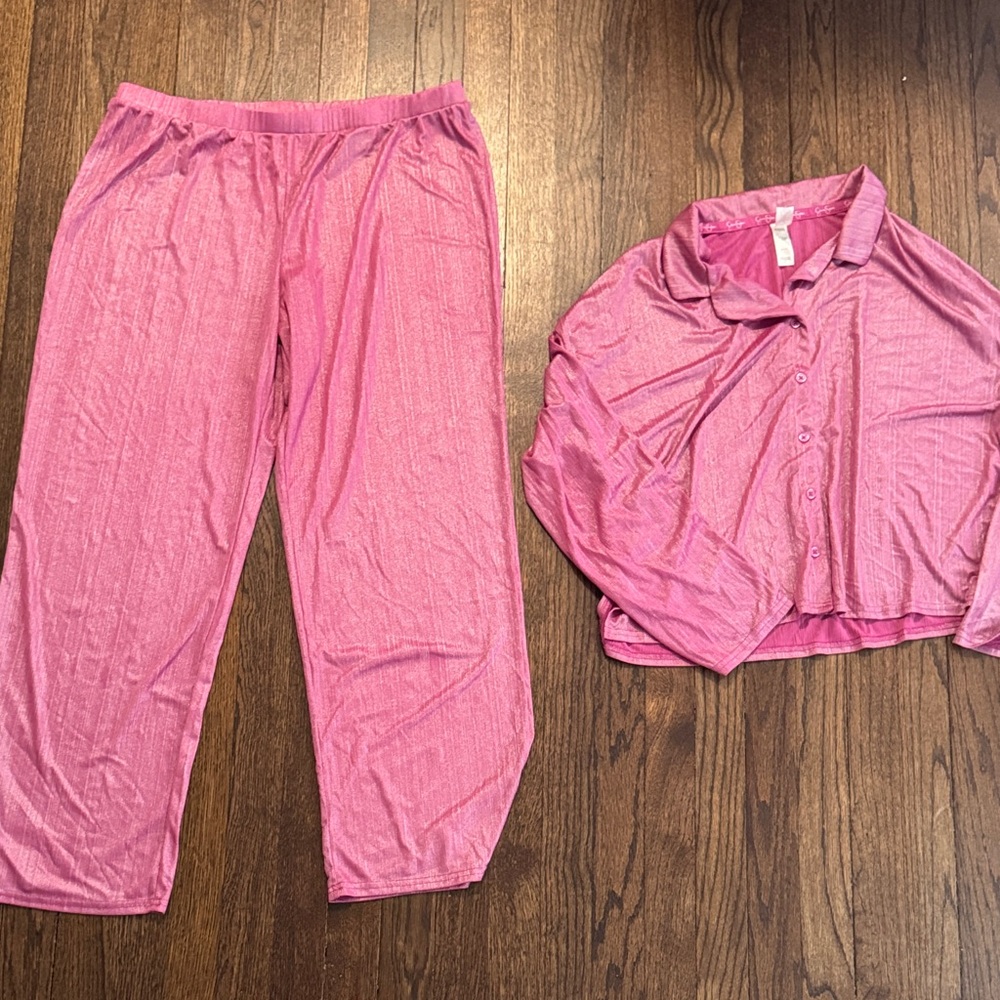 Jessica Simpson Pink Two-Piece Pajama Set